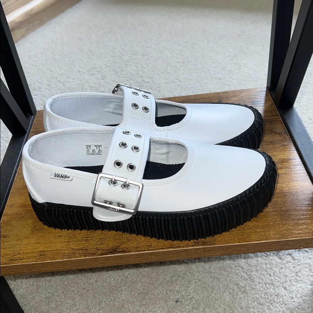 Vans White Mary Jane NWT - Picture 4 of 7